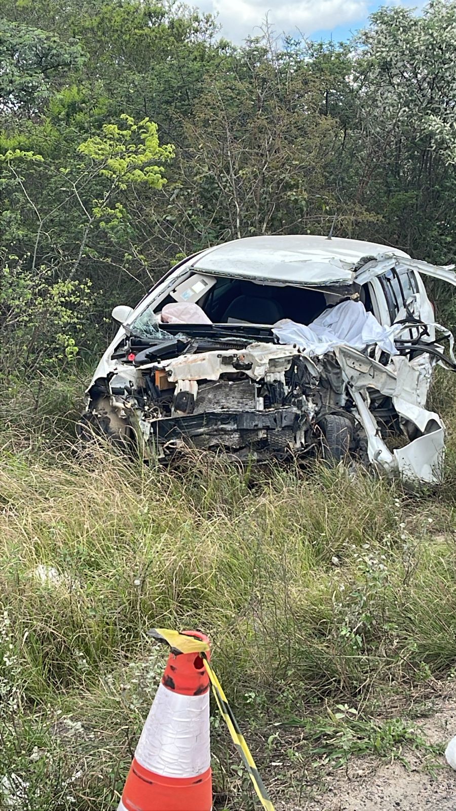 Jovem morre em grave acidente na BA-409 em Conceição do Coité; vítima é suspeita de praticar assaltos minutos antes da colisão