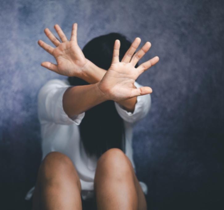 Ex-marido invade casa e agride mulher no bairro Alto da Colina em Conceição do Coité