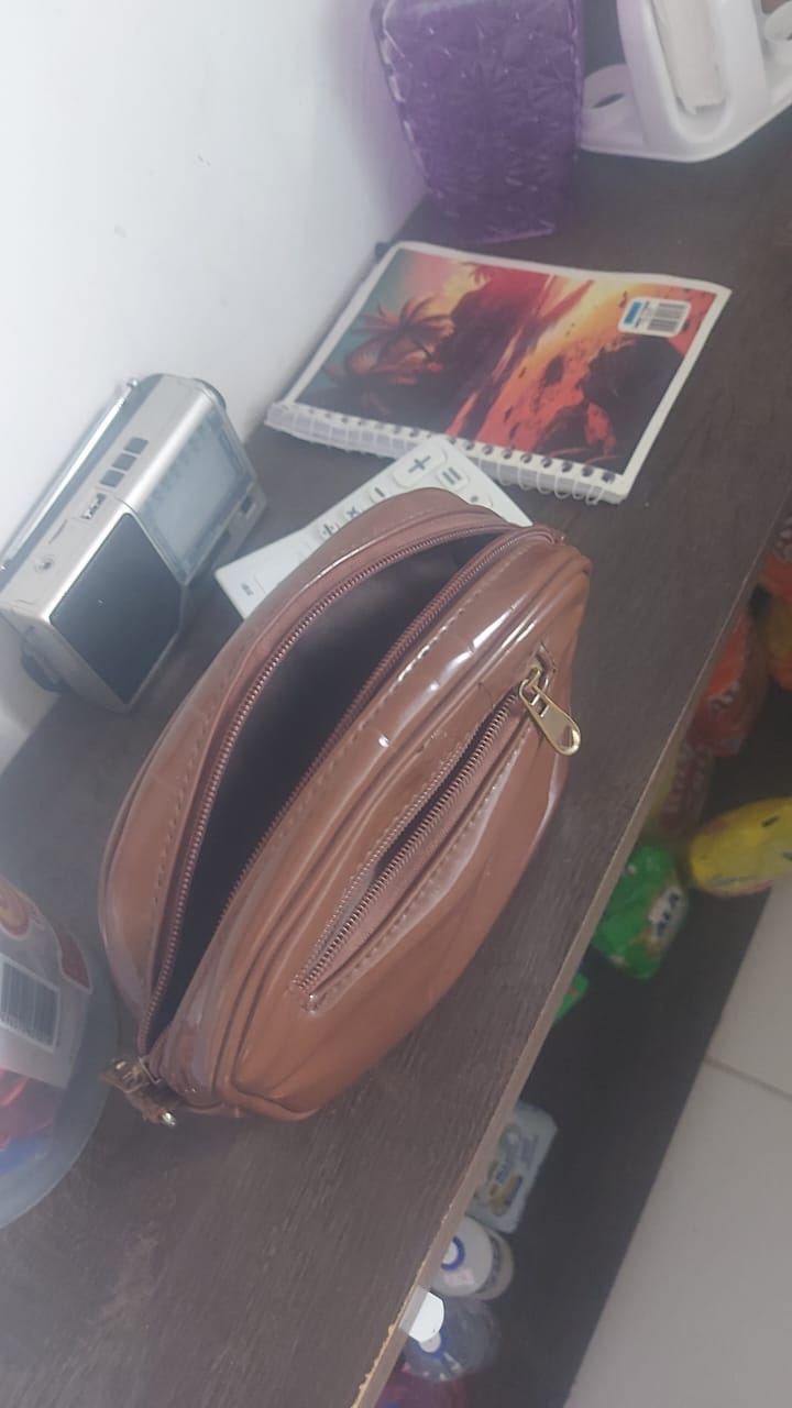 Furto dentro de mercadinho deixa proprietária abalada no Conjunto Mário da Caixa, em Conceição do Coité: “levaram o único dinheiro que minha mãe tinha”, diz filha