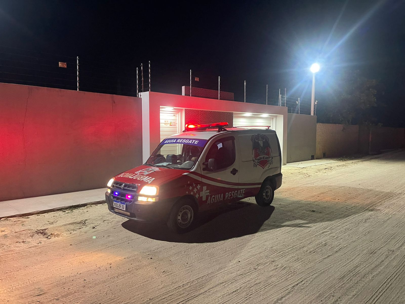Casal fica ferido após queda de motocicleta na zona rural de Conceição do Coité