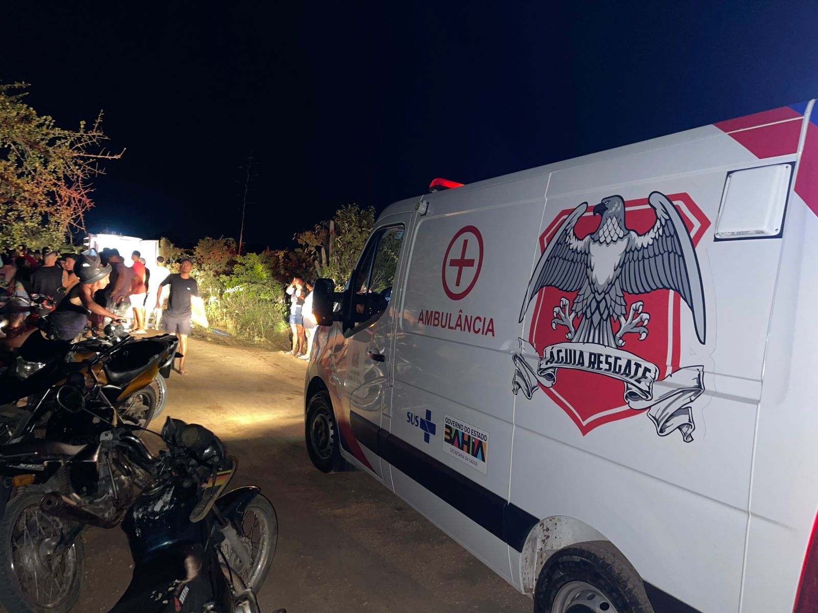 Três mulheres que estavam na mesma motocicleta ficam feridas após colisão frontal com carro na zona rural de Conceição do Coité