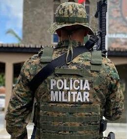 Suspeito é preso com drogas após intensa troca de tiros com a CIPE Nordeste em área de mata em Conceição do Coité