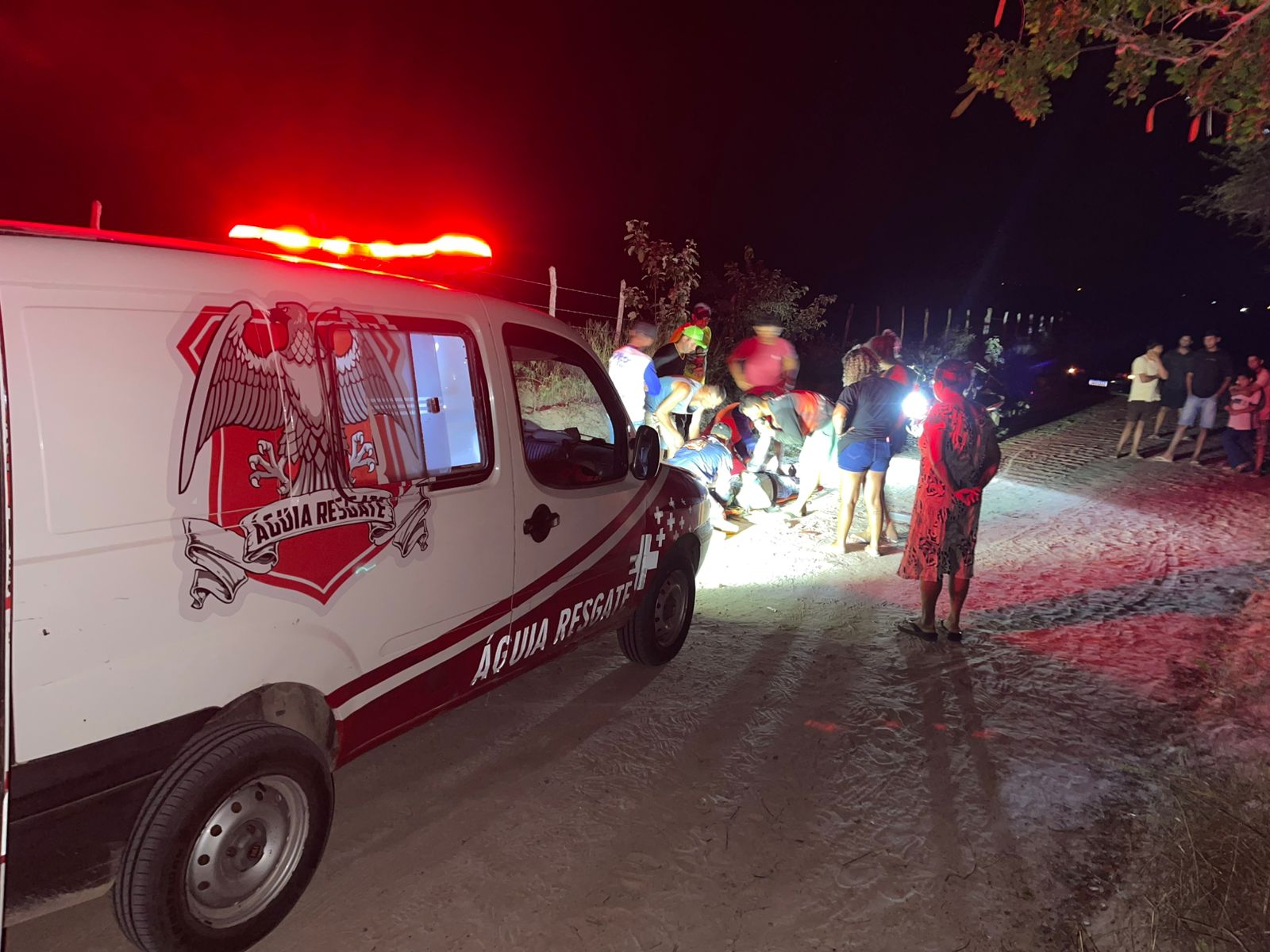 Motociclista que estaria supostamente fazendo uso de bebida alcoólica fica ferido após acidente na zona rural de Conceição do Coité