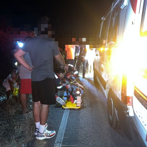 Carro parado no meio da via provoca acidente e deixa casal ferido em Conceição do Coité