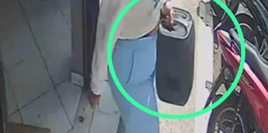 Mulher furta três caixas JBL e causa prejuízo de quase R$ 8 mil a loja no centro de Serrinha