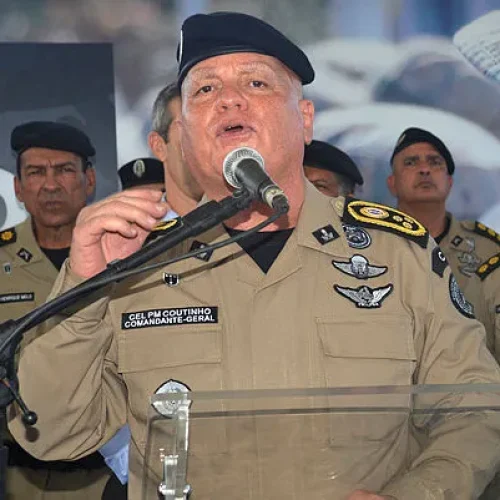 Coronel Paulo Coutinho deve sair do comando-geral da Polícia Militar da Bahia antes do carnaval, diz site