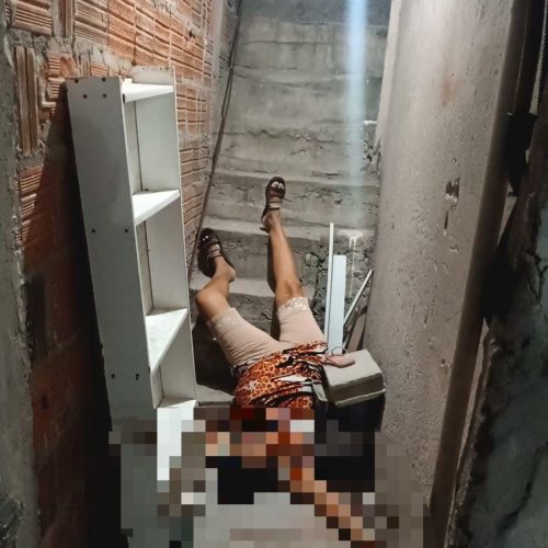 Mulher com câncer fica ferida após se desequilibrar e cair de escada no bairro do Açudinho em Conceição do Coité