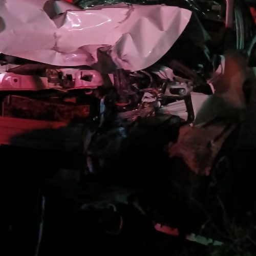 Colisão frontal na BA-409 (Coité X Serrinha) deixa três feridos; pai e filho em estado grave