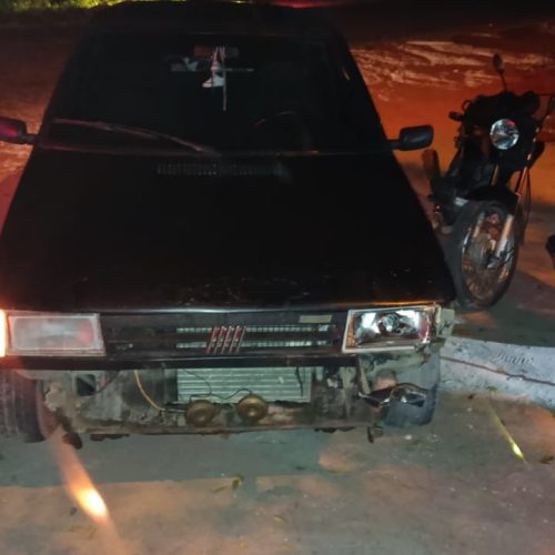 Jovem fica ferido após colisão entre carro e moto na BA-411 em Conceição do Coité