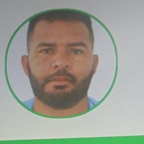 Jovem morre em acidente entre moto e carro na BA-120 em Retirolândia