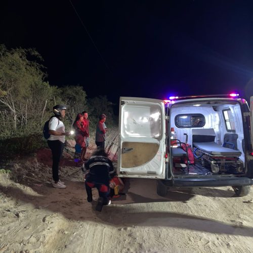 Casal que se deslocava para a igreja sofre queda de moto em Conceição do Coité