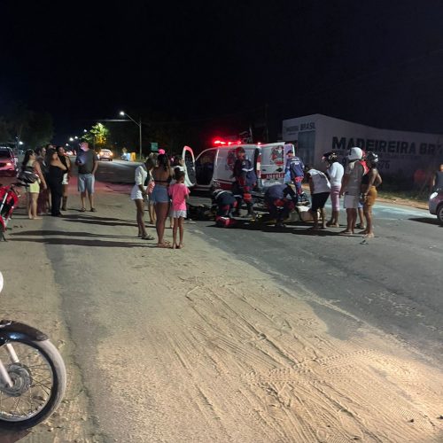 Homem e mulher sofrem suspeita de fraturas após moto ser atingida  por carro na BA-120 (Coité  X Retirolândia)