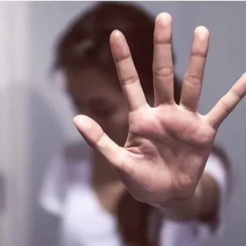 PM conduz suspeito após importunação e descumprimento de medida protetiva em Serrinha