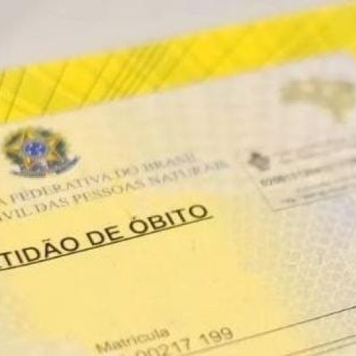 Família rebate que mulher não foi vítima de suspeita de overdose em Conceição do Coité; atestado de óbito aponta causa desconhecida. Entenda!