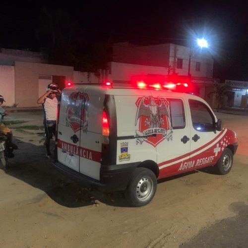 Duas pessoas ficam feridas em acidente entre moto e carro na BA-120 em Conceição do Coité