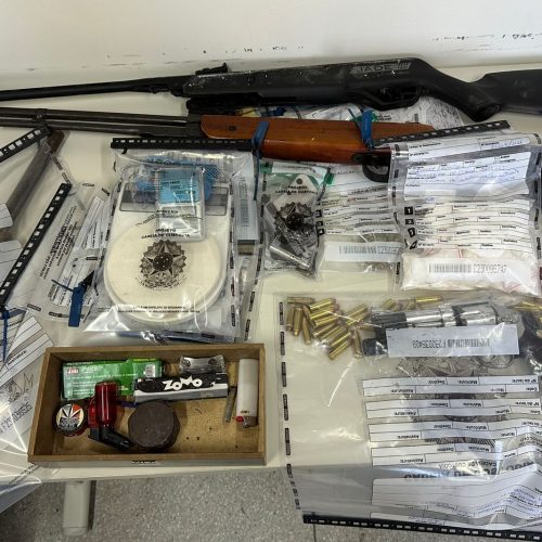 Operação Legado prende oito pessoas e apreende armas e drogas em Santaluz