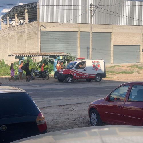Mulher fica ferida ao tentar desviar de buraco na pista da BA-120 em Conceição do Coité