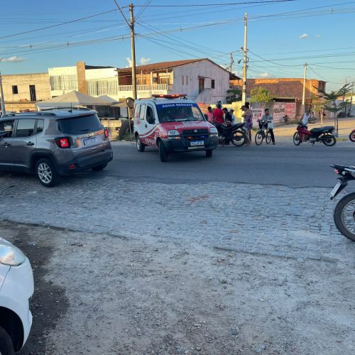 Mãe e filho ficam feridos após colisão entre motos em Conceição do Coité. Confira o vídeo!