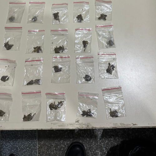 Policiais Militares da CETO prendem jovem e apreendem drogas na rua do Cruzeiro em Conceição do Coité