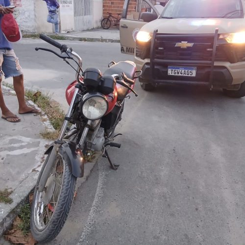 Sem placa, sem habilitação e com chassi suprimido: PM apreende três motocicletas em Conceição do Coité