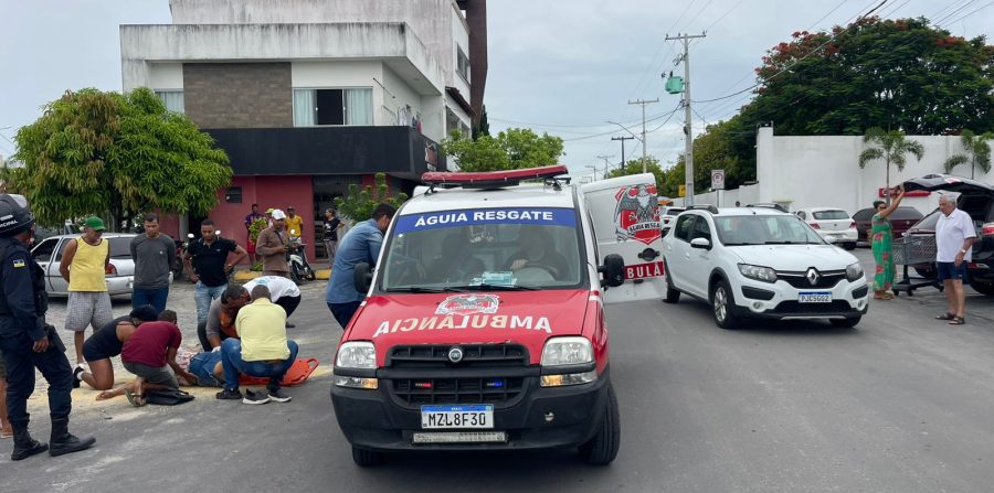 Passageira de mototáxi fica ferida em acidente com carro em Conceição do Coité