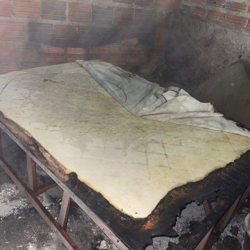 Homem não aceita fim do relacionamento, invade casa da ex e provoca incêndio no bairro da Mansão em Conceição do Coité