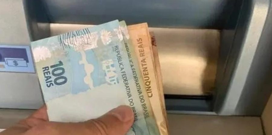 Idosa de 72 anos denuncia o próprio filho por tentativa de tomar dinheiro à força em agência bancária em Conceição do Coité