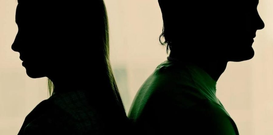 Mulher é suspeita de agredir marido e ameaçar incendiar casa em Retirolândia