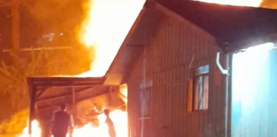 Idoso ateia fogo na casa da própria irmã após disputa por herança em Araci