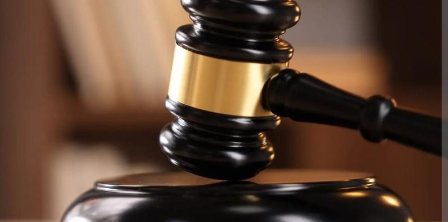 Justiça mantém prisão de homem acusado de ameaçar ex-companheira com arma de fogo em Conceição do Coité; filha e genro também denunciam invasão de residência e ameaças de morte