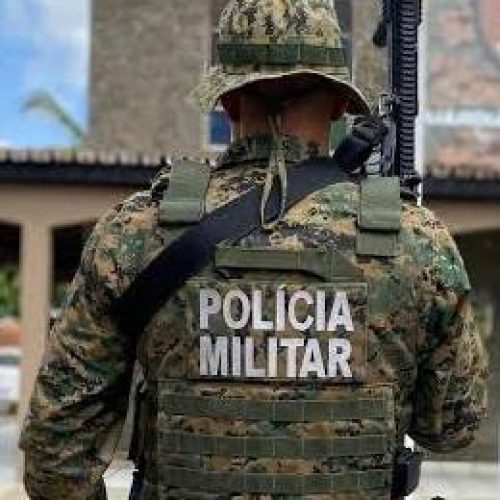 Suspeito é preso com drogas após intensa troca de tiros com a CIPE Nordeste em área de mata em Conceição do Coité