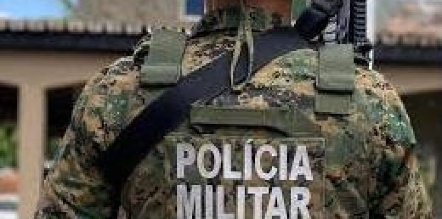 Suspeito é preso com drogas após intensa troca de tiros com a CIPE Nordeste em área de mata em Conceição do Coité