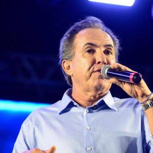 Em forte desabafo, prefeito de Conceição do Coité cita “retaliação” do governo da Bahia, explica obra de hospital parada, ausência em agenda do governador e critica atitude de vereadora da própria base