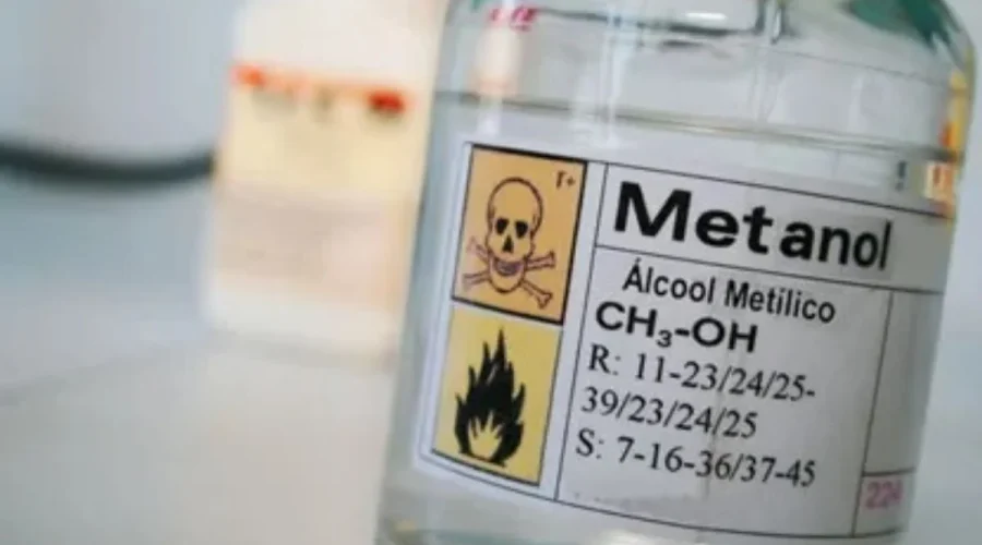 Metanol-em-bebida-apos-mortes-ministerio-faz-alerta-a-hospitais