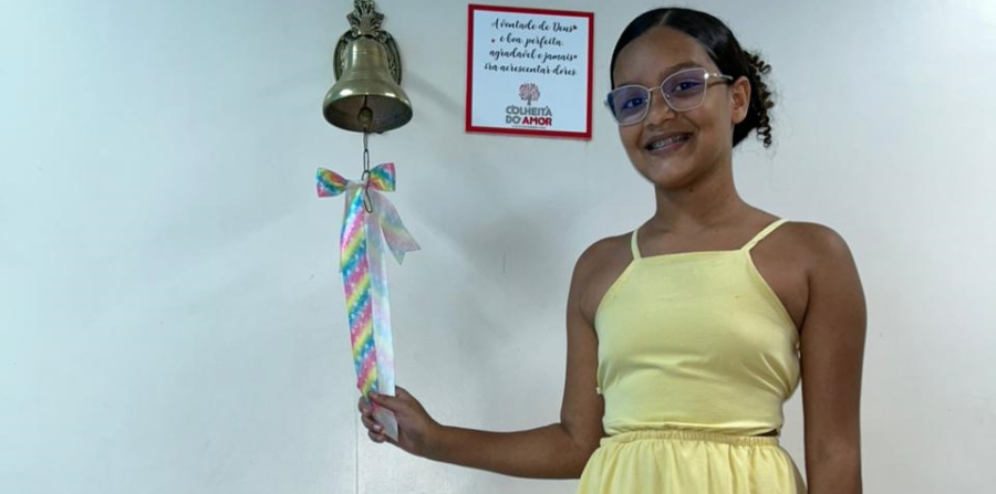 Adolescente de Serrinha tem cura após quatro anos de tratamento contra câncer