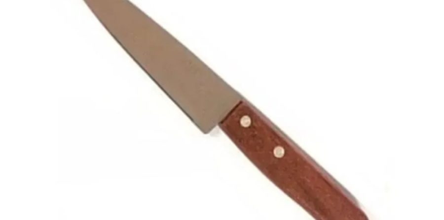 Homem é esfaqueado pela própria esposa no centro de Conceição do Coité