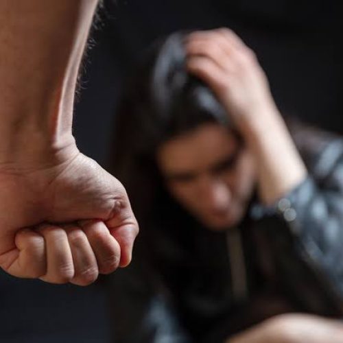 Jovem é agredida e companheiro acaba preso em flagrante no bairro da Jaqueira  em Conceição do Coité