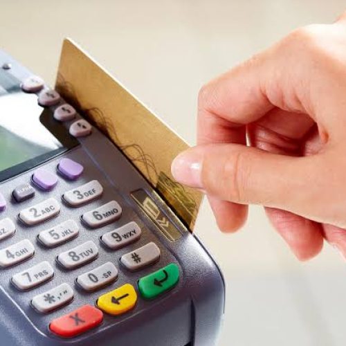 Consumidor enfrenta impasse em supermercado de Coité e recorre à Polícia Militar. Entenda!