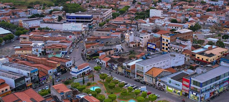 Jovem tem parte do lábio arrancado por mordida durante briga com outra mulher em Santaluz