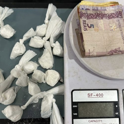 Suspeito é preso em flagrante por tráfico durante ação da Polícia Civil em Serrinha